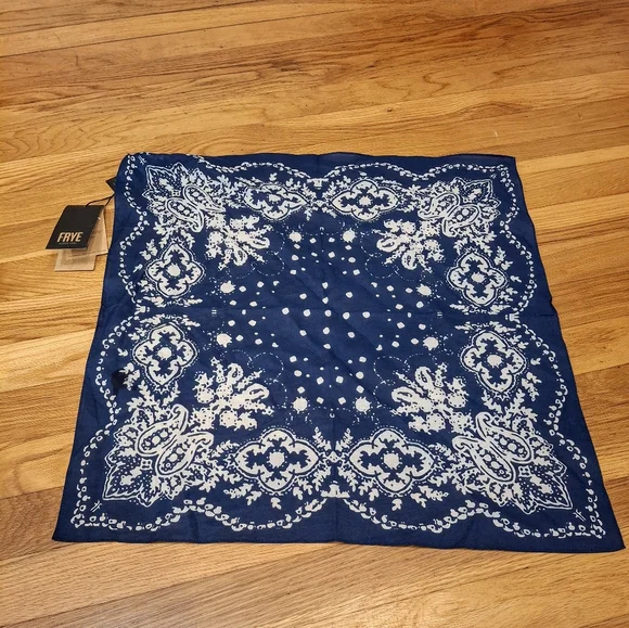 Frye Navy and Cream Paisley Bandana OZ Frye - Picture 3 of 3